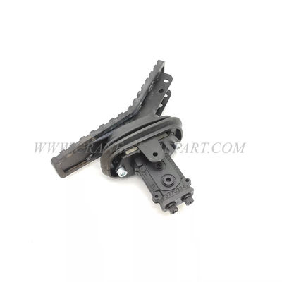 Bàn đạp van 12550520 cho cần cẩu SRC550C.4.1.7.4 SANY IOS9001
